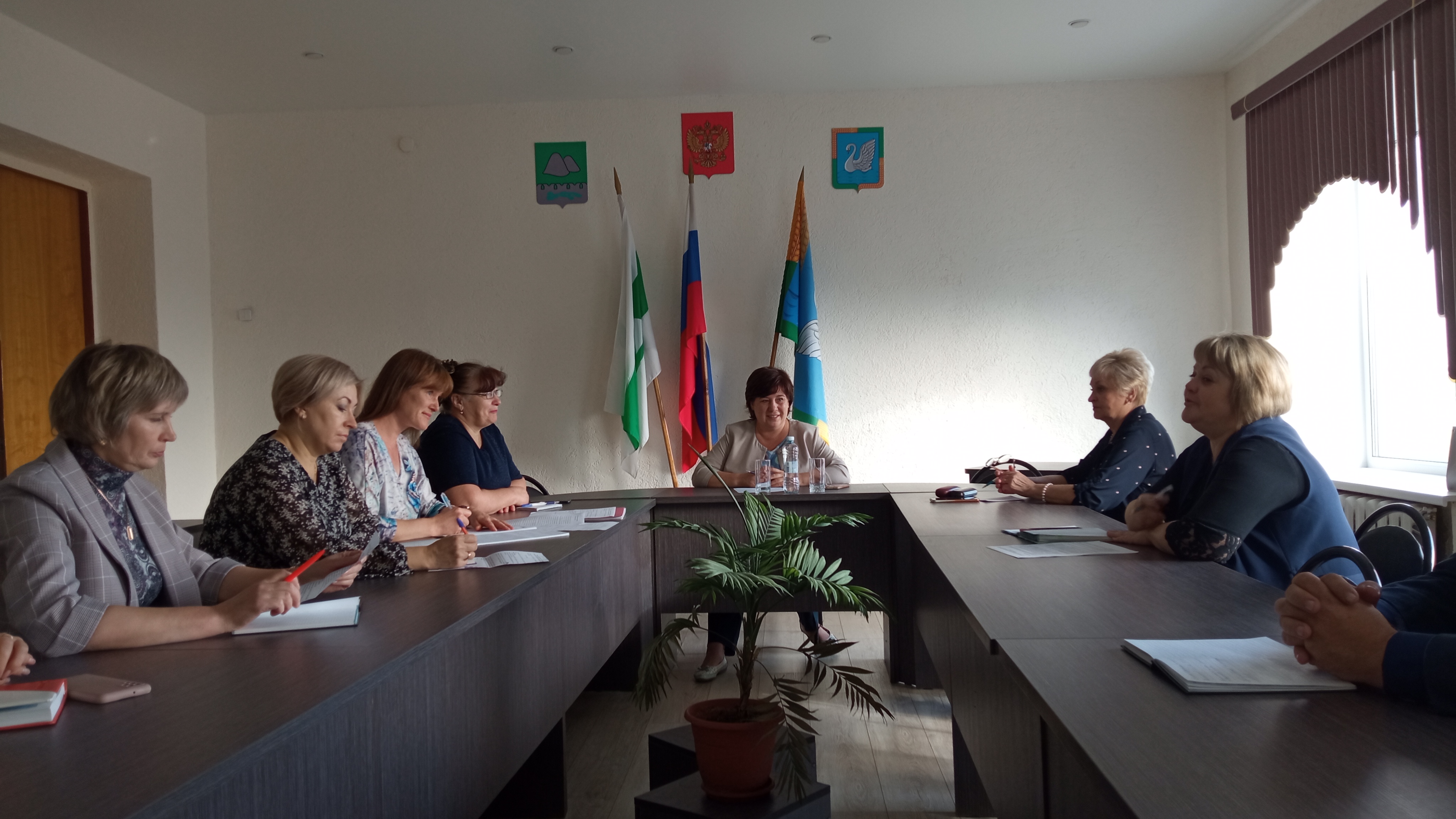 Трехсторонняя комиссия по регулированию социально-трудовых отношений в Лебяжьевском муниципальном округе