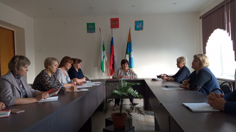 Трехсторонняя комиссия по регулированию социально-трудовых отношений в Лебяжьевском муниципальном округе.